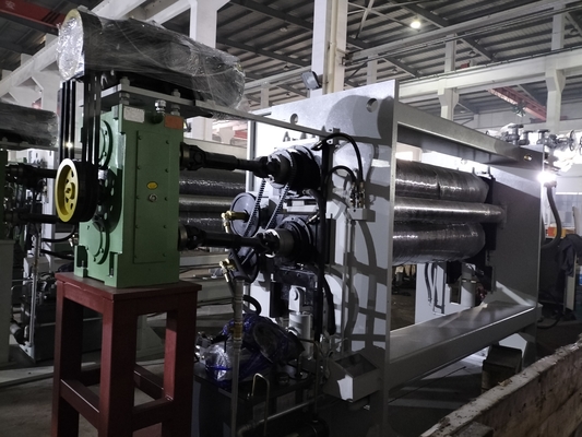 Mesin Kalender Timbul Lubang Periferal 420 × 2220mm