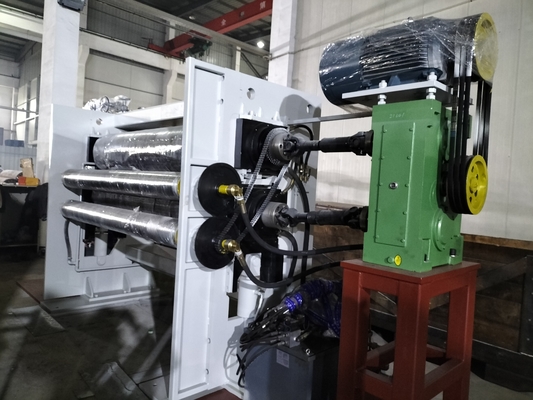 Mesin Kalender Timbul Lubang Periferal 420 × 2220mm